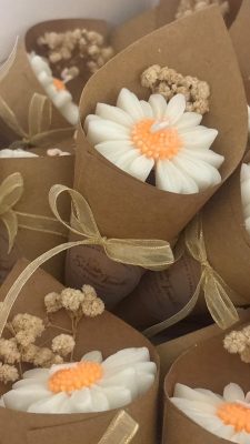 Serene Favor Cone